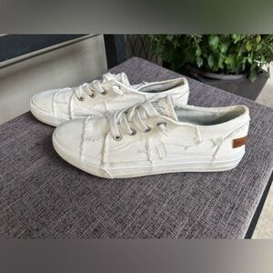 Blowfish White Canvas Sneakers 8